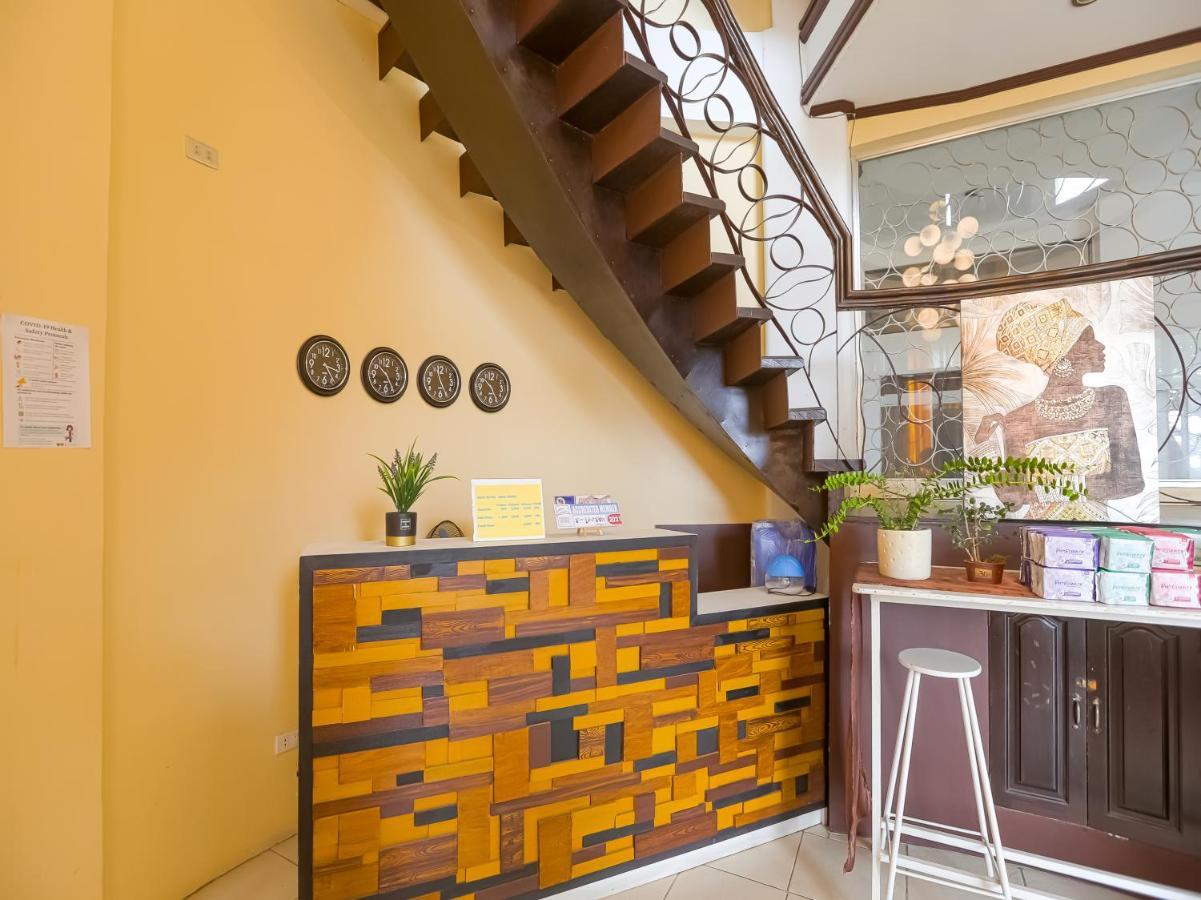 Oyo 759 Royal South Garden Suites Tagaytay City Exterior photo